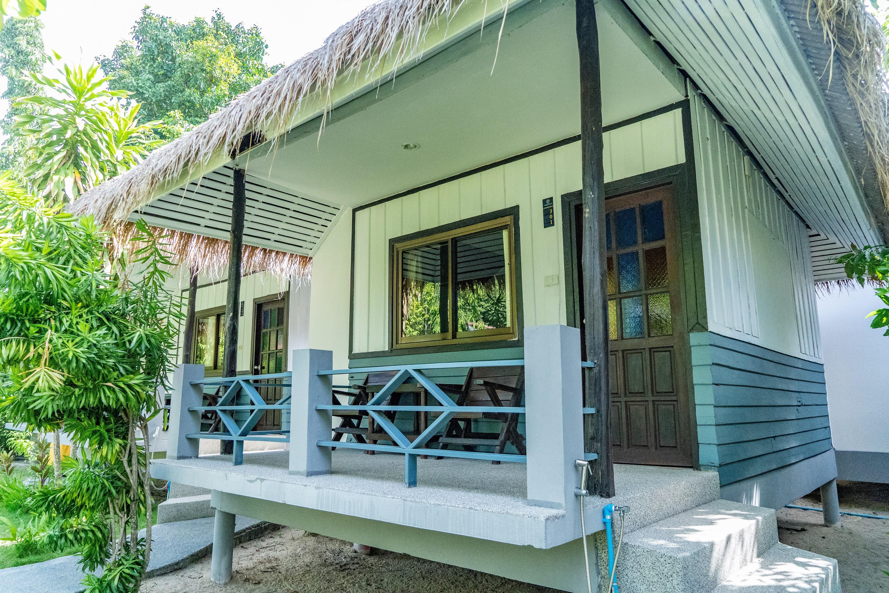 Adarin Beach Resort Маенам Экстерьер фото