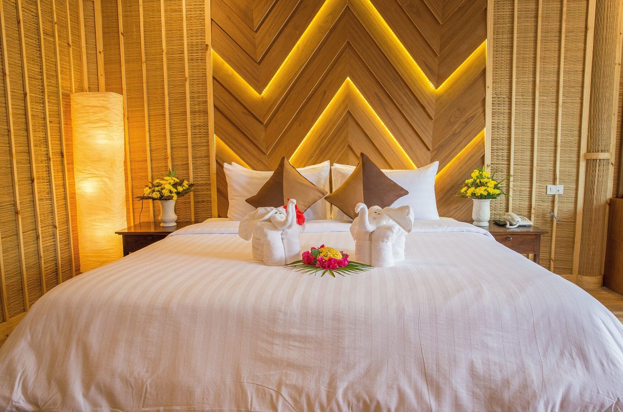 Adarin Beach Resort Маенам Экстерьер фото